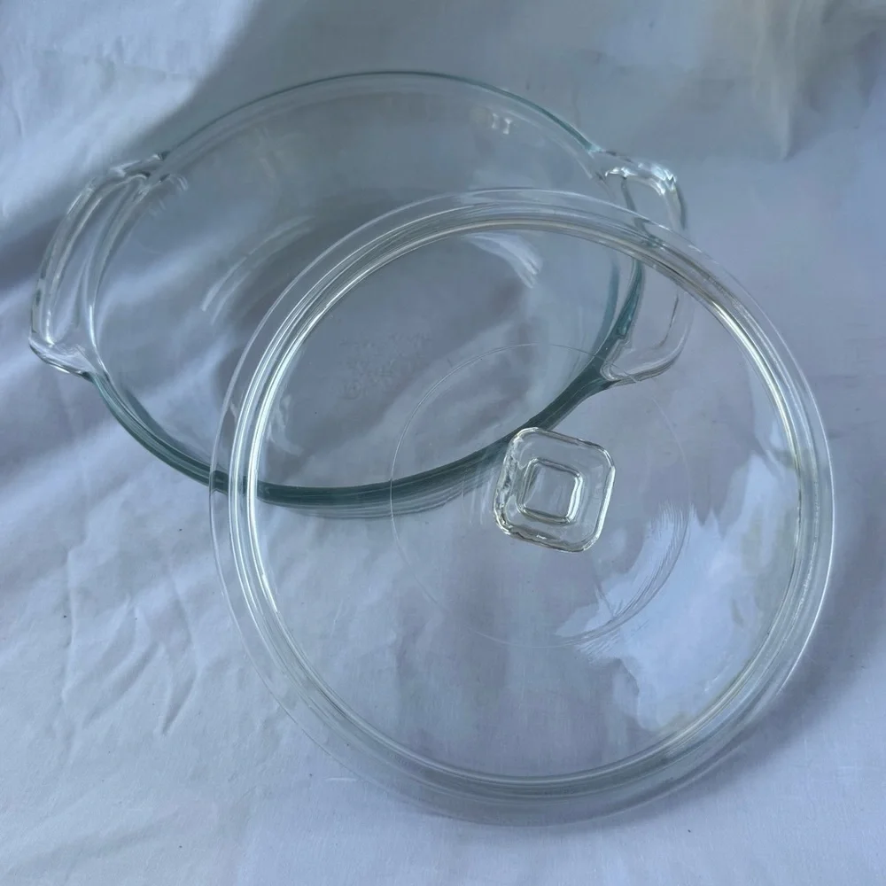 Anchor Hocking Glass Casserole Dish with Lid 1.5 Quart Capacity